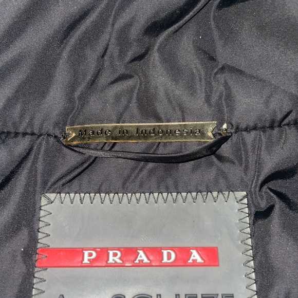 Prada “Art.SGH575” Jacket - Picture 8 of 14